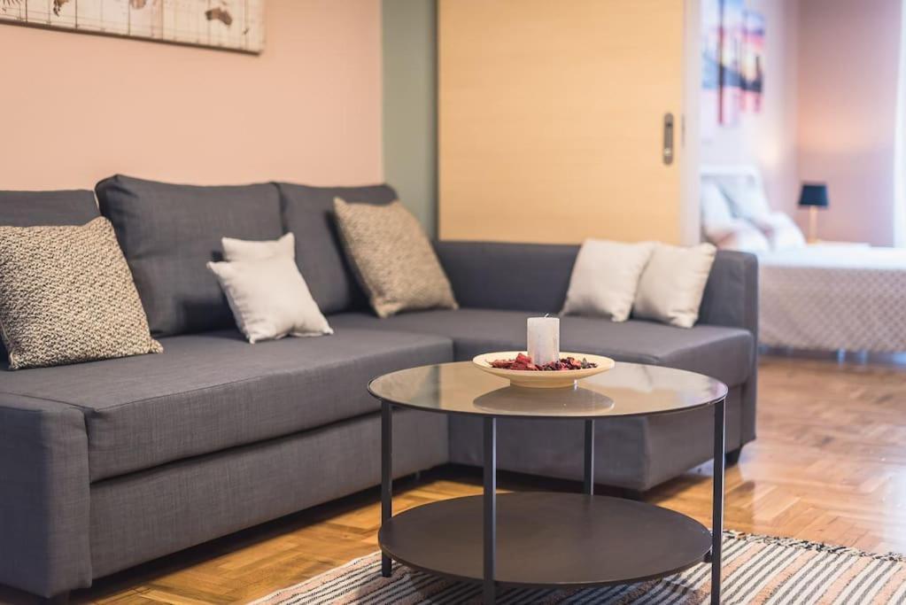 Rest Sleep Repeat By Museum-2 Appartement Athene Buitenkant foto