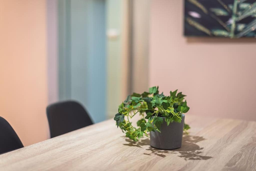 Rest Sleep Repeat By Museum-2 Appartement Athene Buitenkant foto